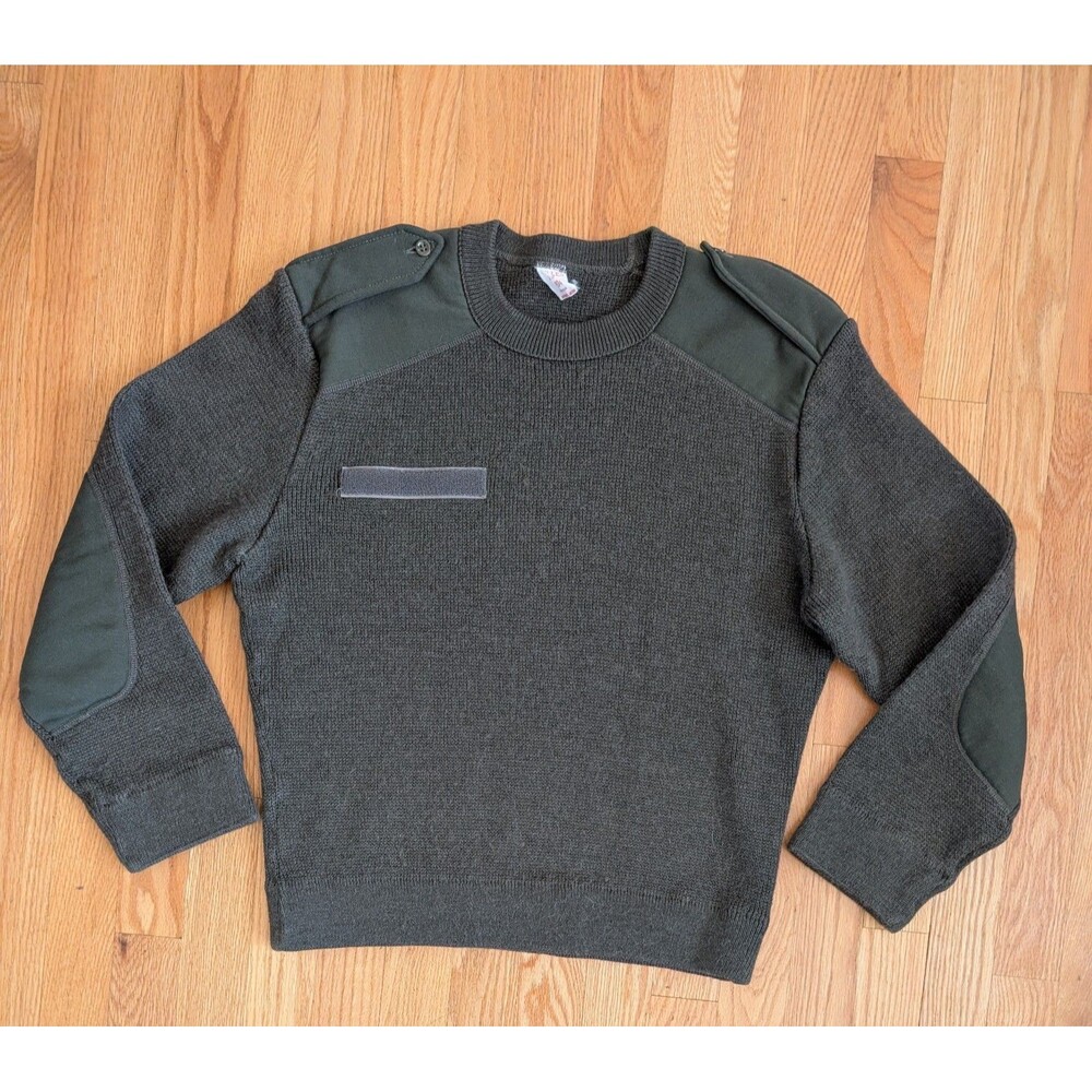 Vintage Gilles Military Sweater 20"X23" Wool Shoulder Elbow Patches Patron 104